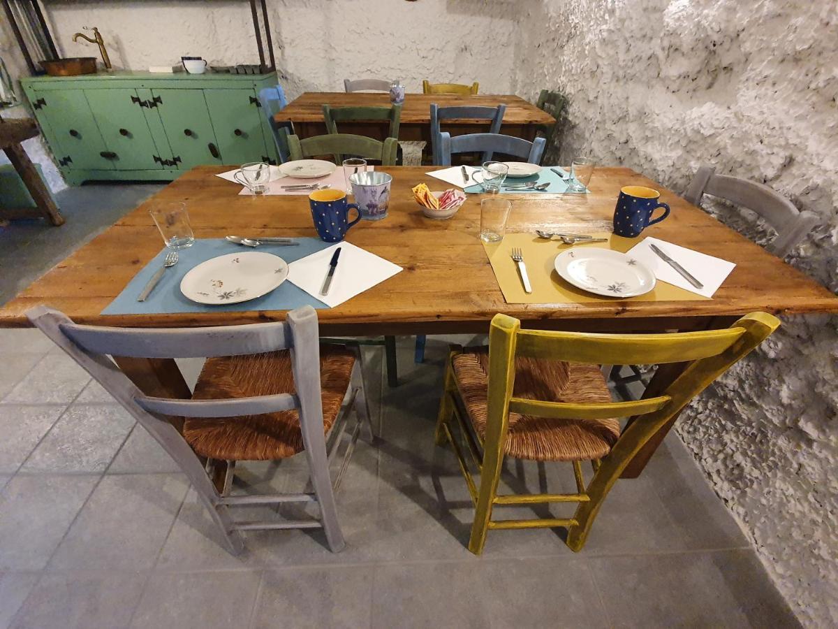 グレッツァーナ Bb Il Cippo Bed & Breakfast エクステリア 写真