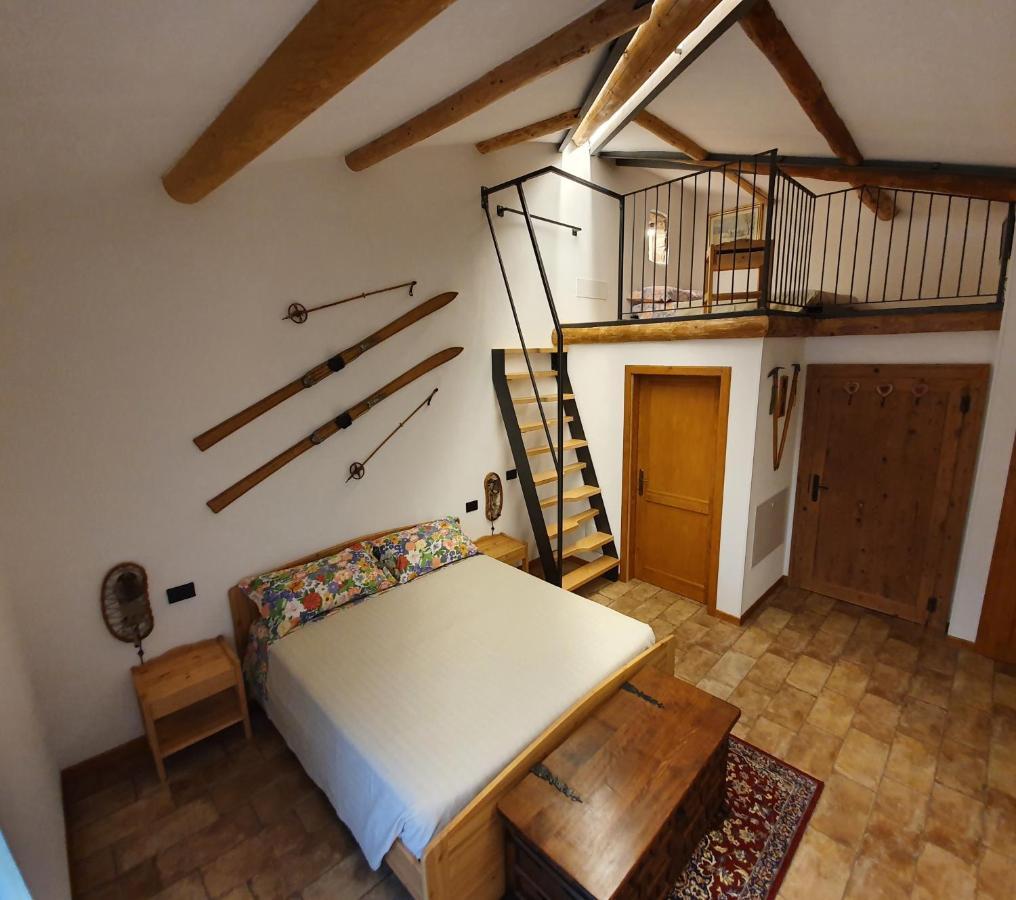 グレッツァーナ Bb Il Cippo Bed & Breakfast エクステリア 写真
