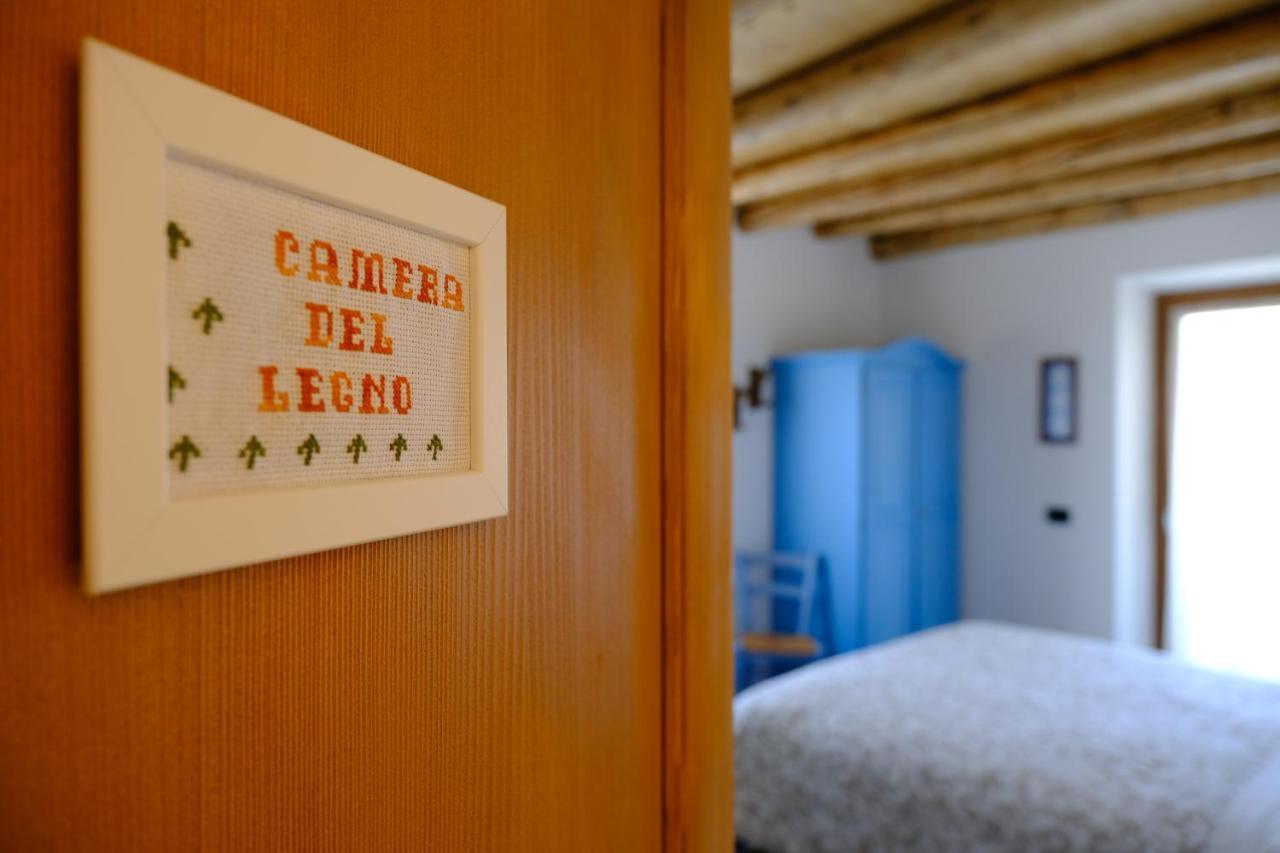 グレッツァーナ Bb Il Cippo Bed & Breakfast エクステリア 写真